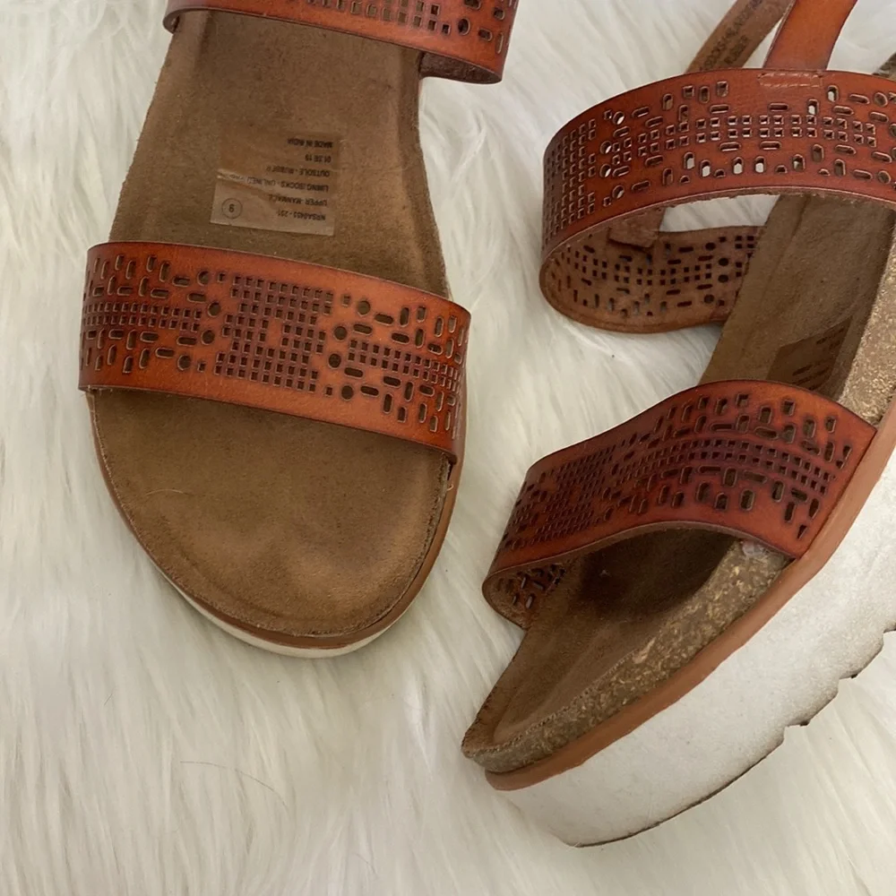 Not rated faux leather platform sandals Lazer cut size 9